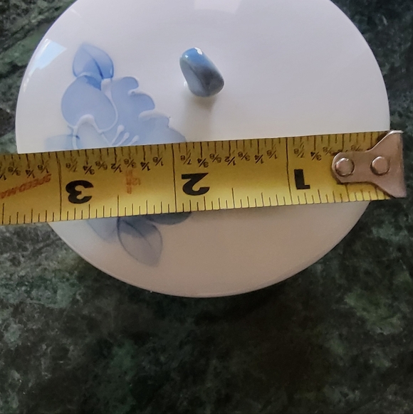 Japanese Blue Floral Ceramic Trinket Box - Picture 5 of 7